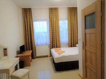 Фото номера Двухместный номер с 1 кроватью Хостелы Hostel Wólka Kosowska г. Вулька-Косовска 2