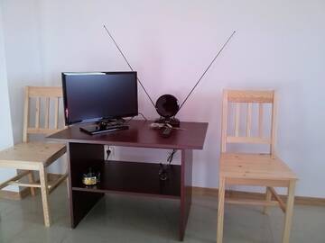 Фото номера Четырехместный номер с собственной ванной комнатой Хостелы Hostel Wólka Kosowska г. Вулька-Косовска 10