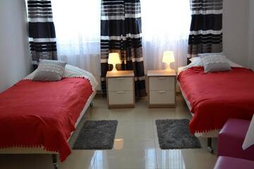 Фото номера Трехместный номер Хостелы Hostel P&amp;K Wolka Kosowska г. Вулька-Косовска 6
