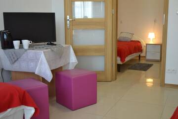 Фото номера Трехместный номер Хостелы Hostel P&amp;K Wolka Kosowska г. Вулька-Косовска 4